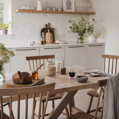 Coast Indoor Dining Table