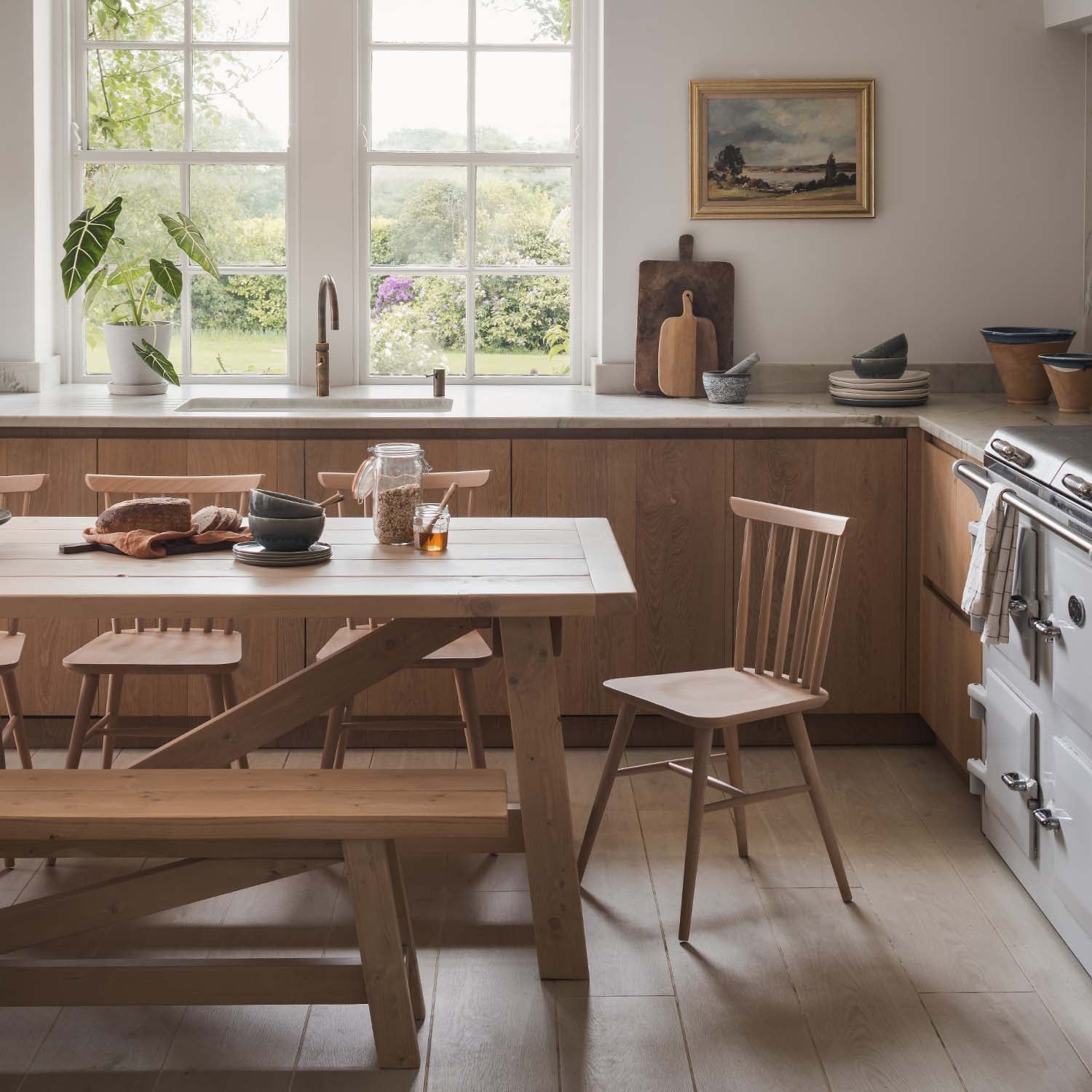 Coast Indoor Dining Table