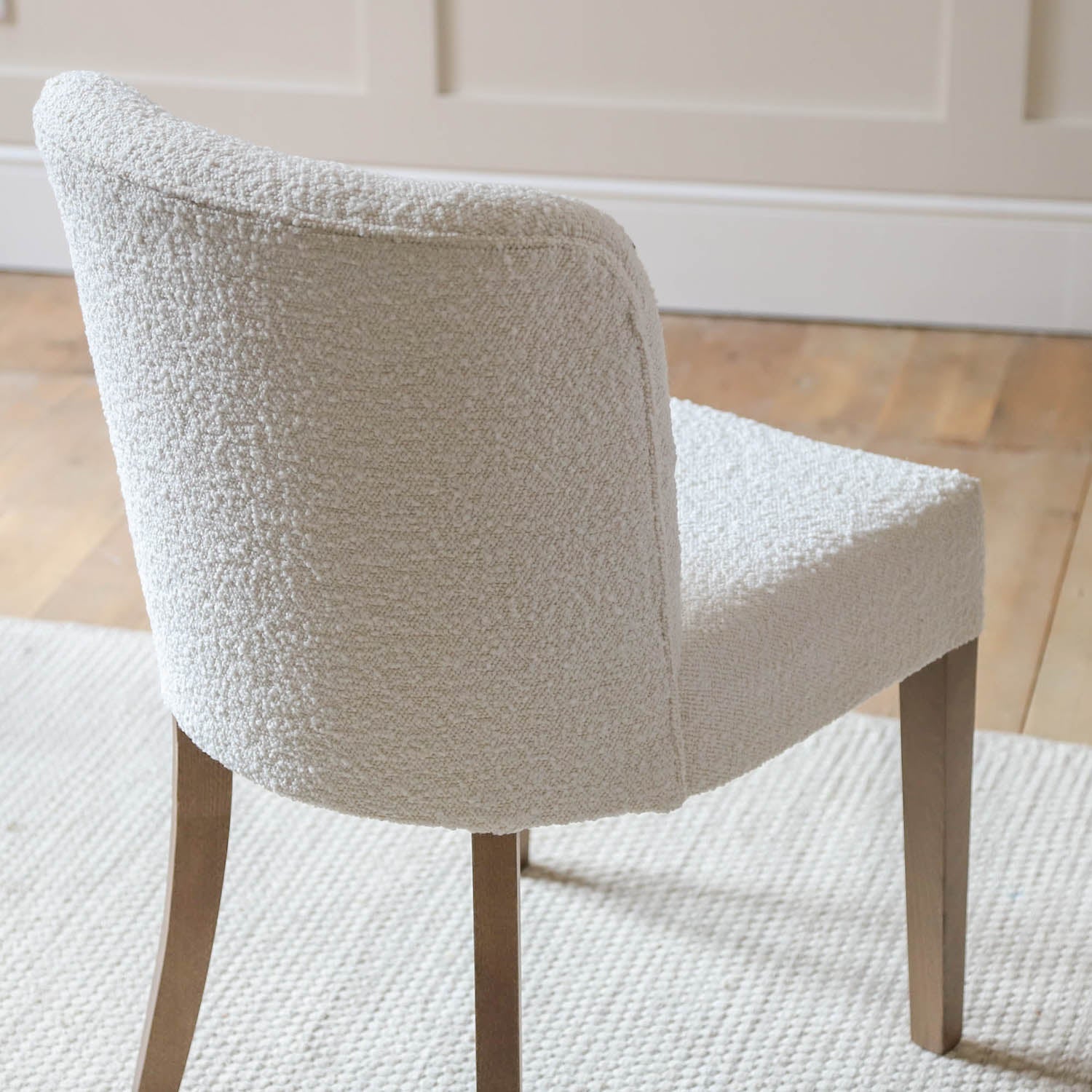 Tuft Dining Chair